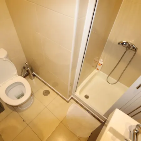 シティ センター 2*