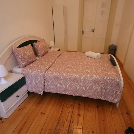 ゲストハウス シティ センター 2*