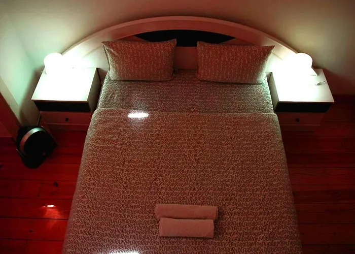 シティ センター ゲストハウス 2*