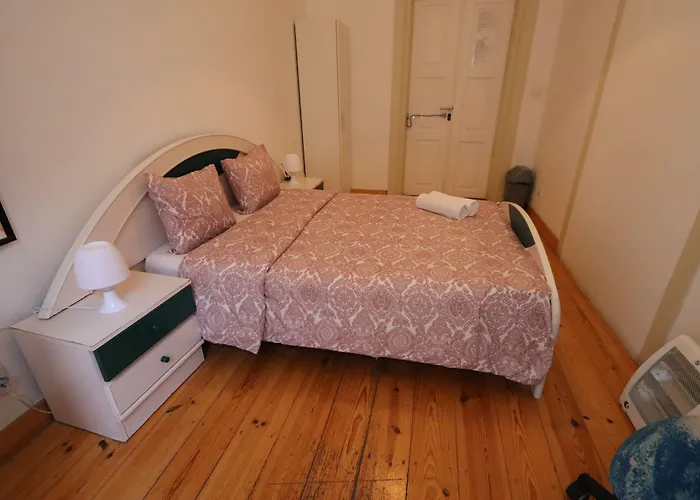 ゲストハウス シティ センター 2*