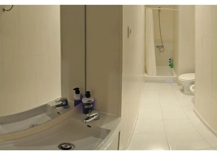 シティ センター 2*