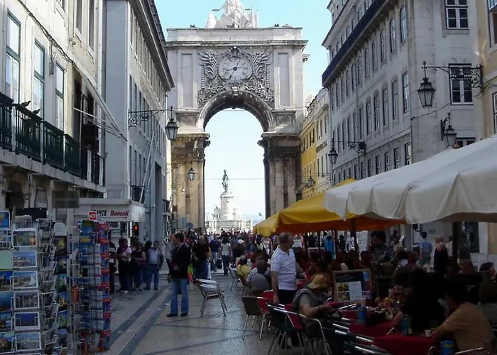 シティ センター ゲストハウス 2*